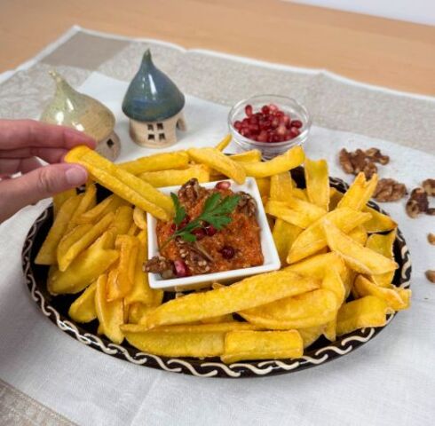 11er Dipper Frites con Salsa Muhammara Image