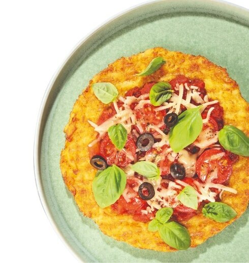 11er Rösti-Kartoffeln&nbsp;|&nbsp;als Pizza Margherita mit Oliven und Basilikum Image