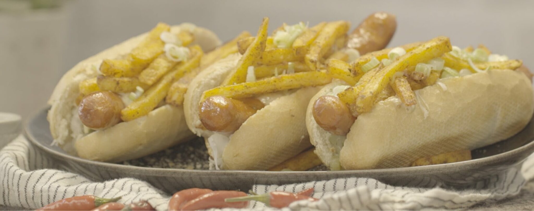 11er Backofen&nbsp;Pommes&nbsp;| Grammel Pommes mit rustikalem Hot-Dog
