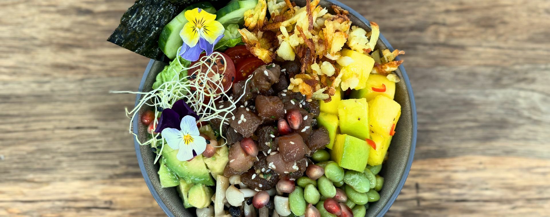 Poke-Bowl mit 11er Rösti-Kartoffeln, fein gerieben