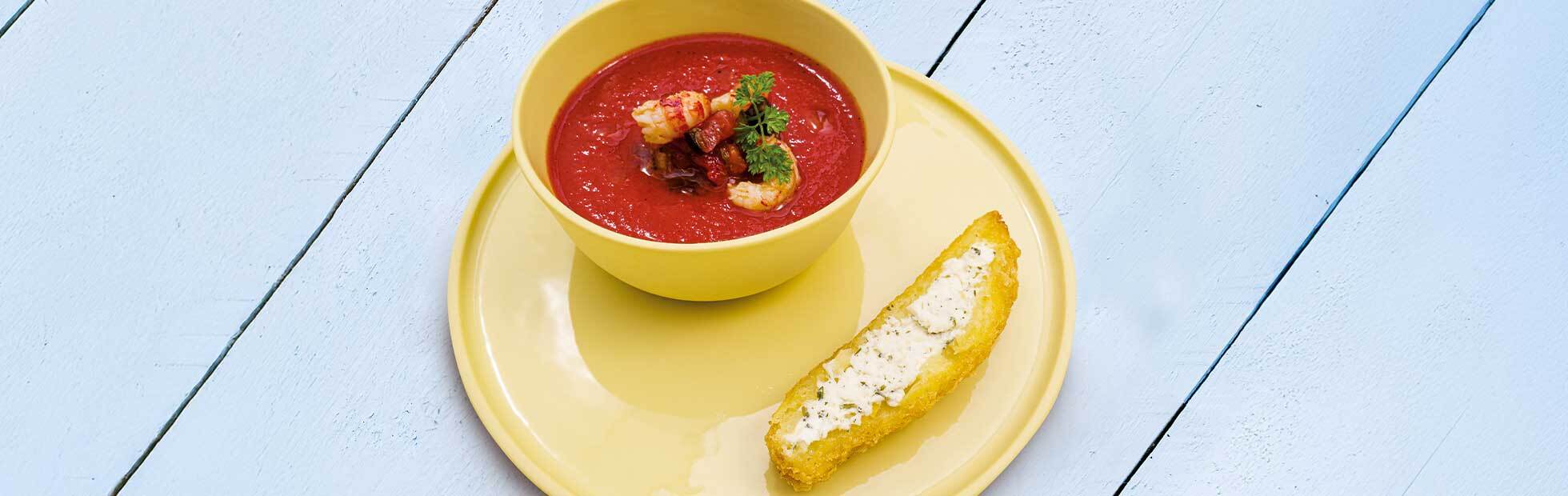 Gazpacho mit Flusskrebsen und Rösti-Frischkäse-Tasche