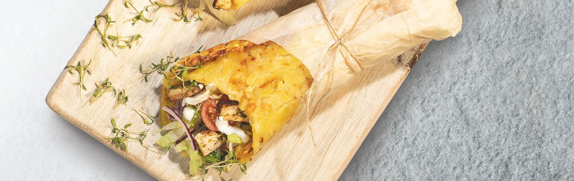 Rösti-Wrap mit Räucher-Tofu und Salat