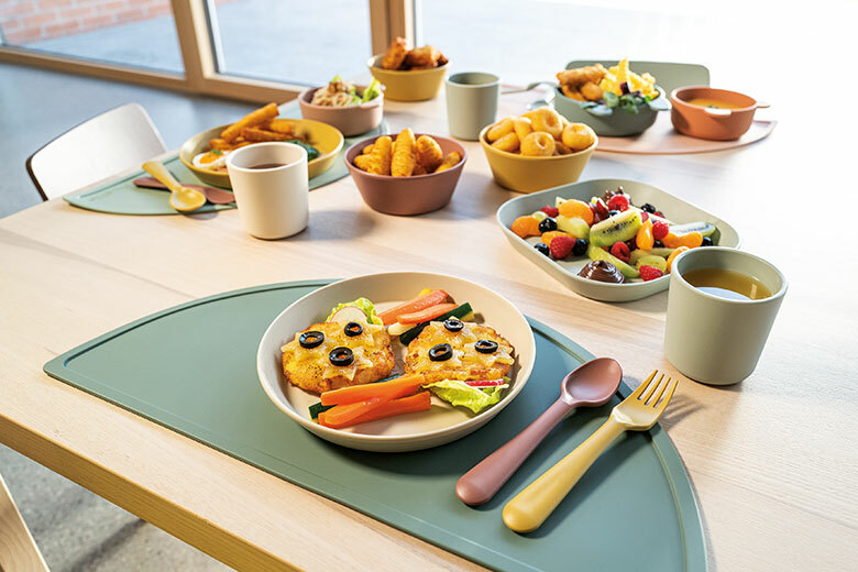 Dishes for large kitchens, canteens and dining halls Image
